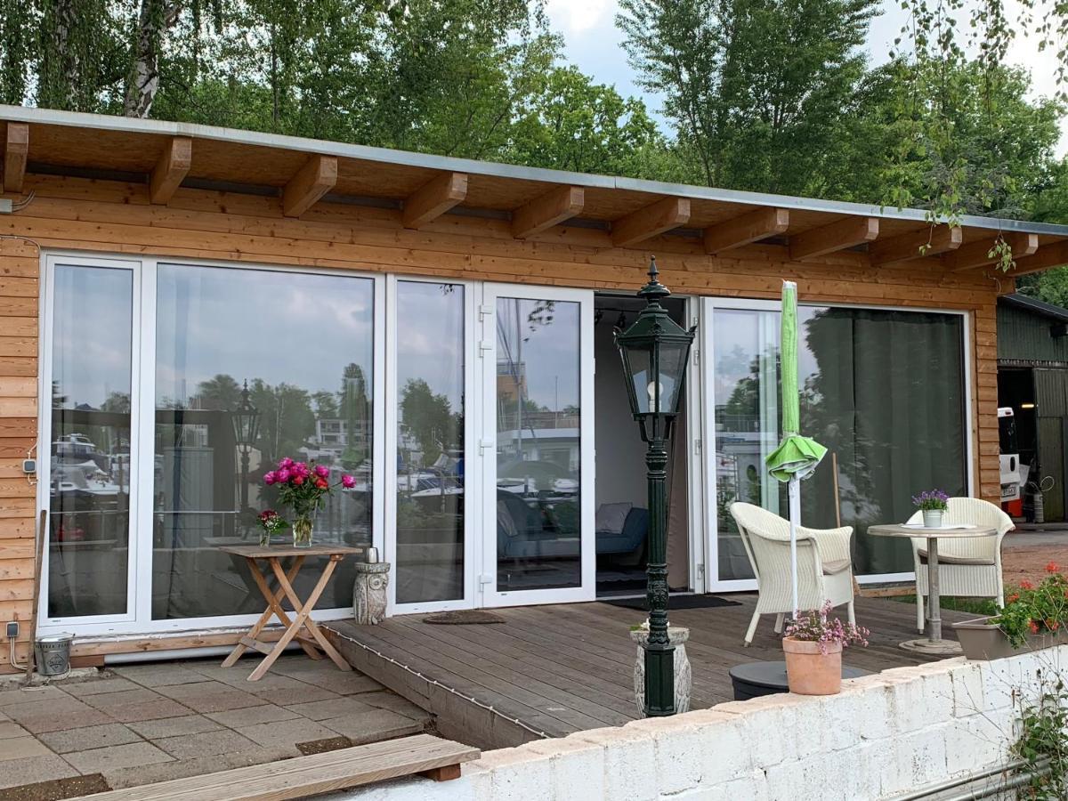 Tiny House Oder Ferienwohnung Auf Der Sunset Marina Berlín Exterior foto