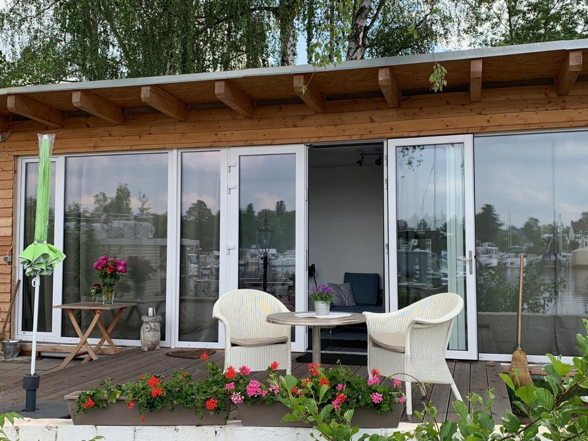 Tiny House Oder Ferienwohnung Auf Der Sunset Marina Berlín Exterior foto