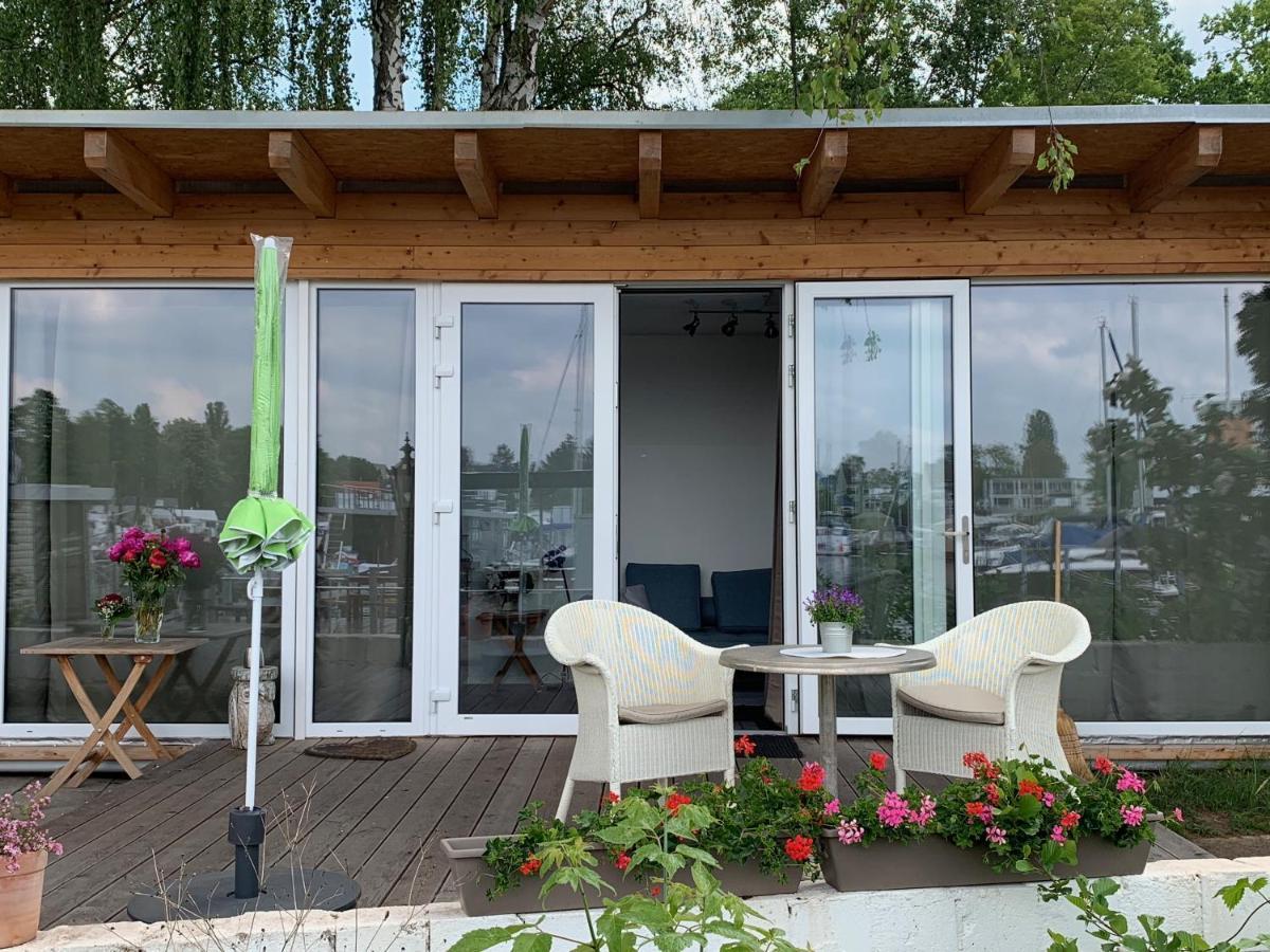 Tiny House Oder Ferienwohnung Auf Der Sunset Marina Berlín Exterior foto
