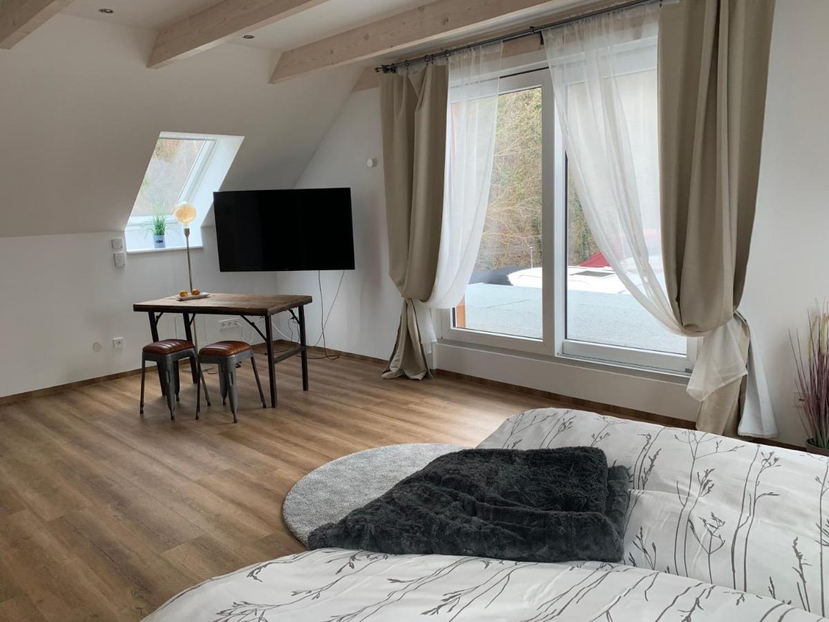 Tiny House Oder Ferienwohnung Auf Der Sunset Marina Berlín Exterior foto
