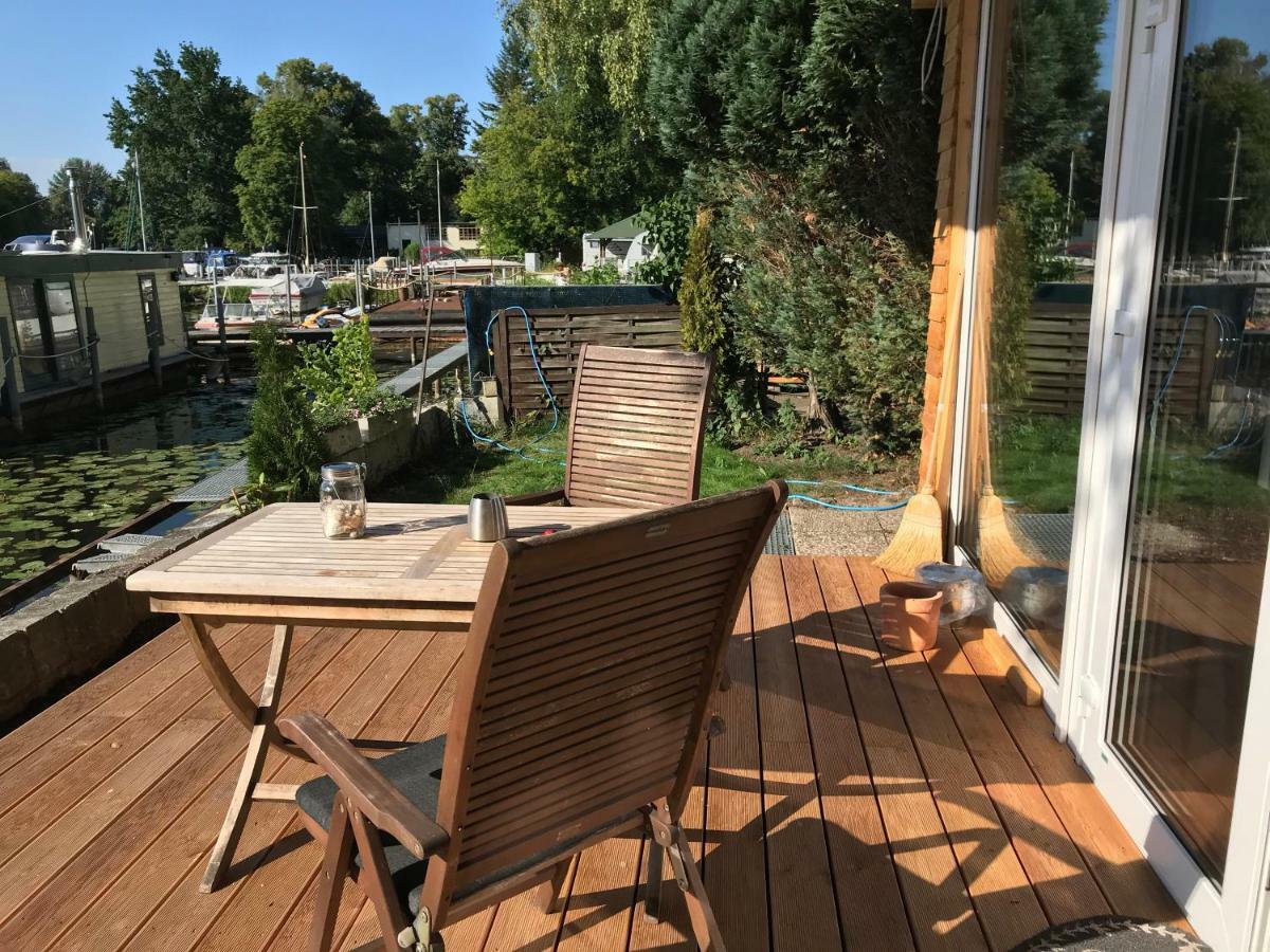 Tiny House Oder Ferienwohnung Auf Der Sunset Marina Berlín Exterior foto
