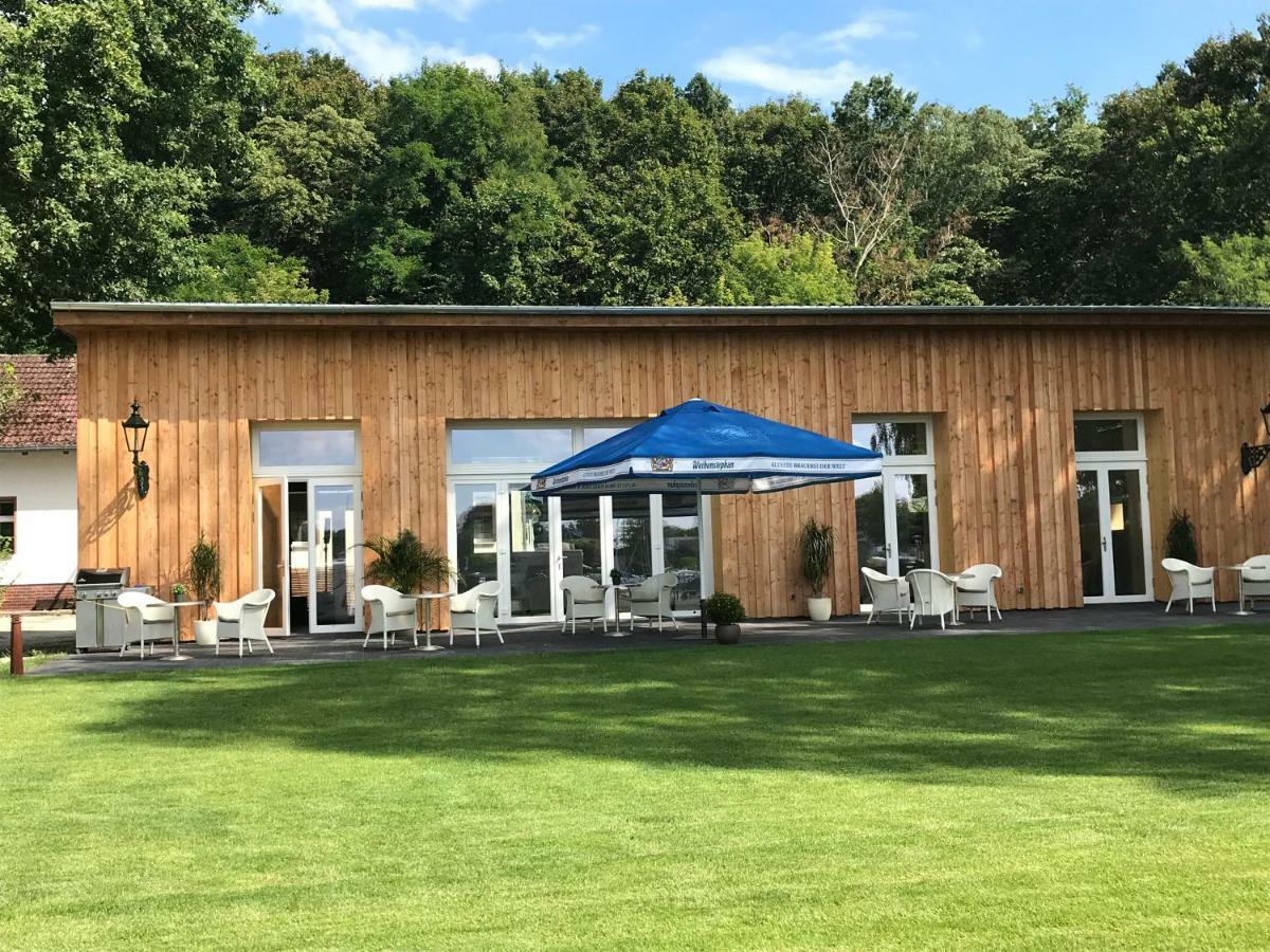Tiny House Oder Ferienwohnung Auf Der Sunset Marina Berlín Exterior foto